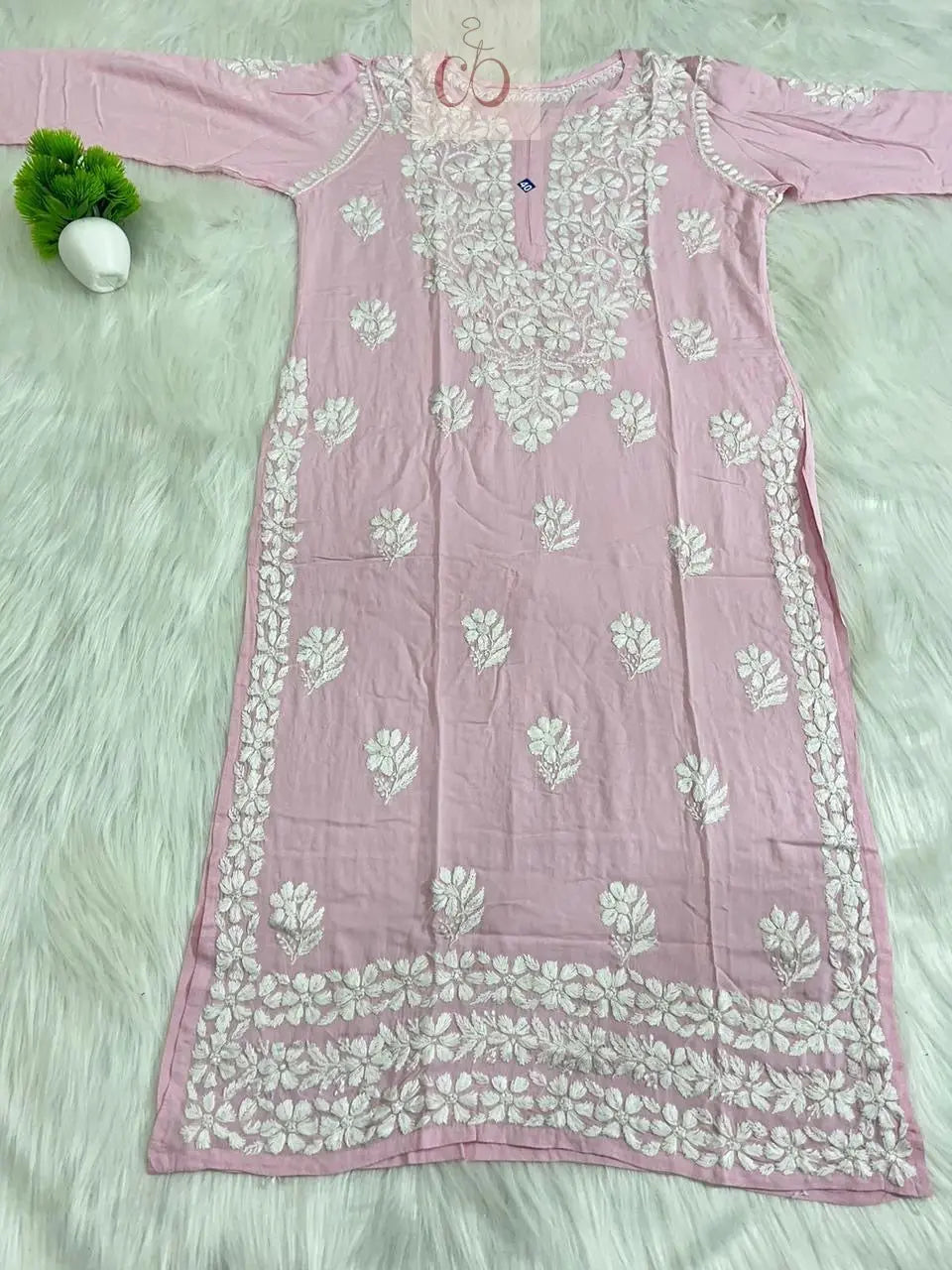 Double Bell Modal Kurti - Chikankari Officialchikan kurti lucknowi chikankari chikankarikurti best kurti kurtis for summer lakhnawi chikan 