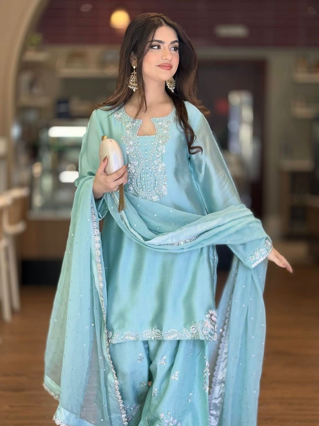 Pure Glass Sarin with Farshi Salwar & Dupatta Sky Blue Set - Chikankari official