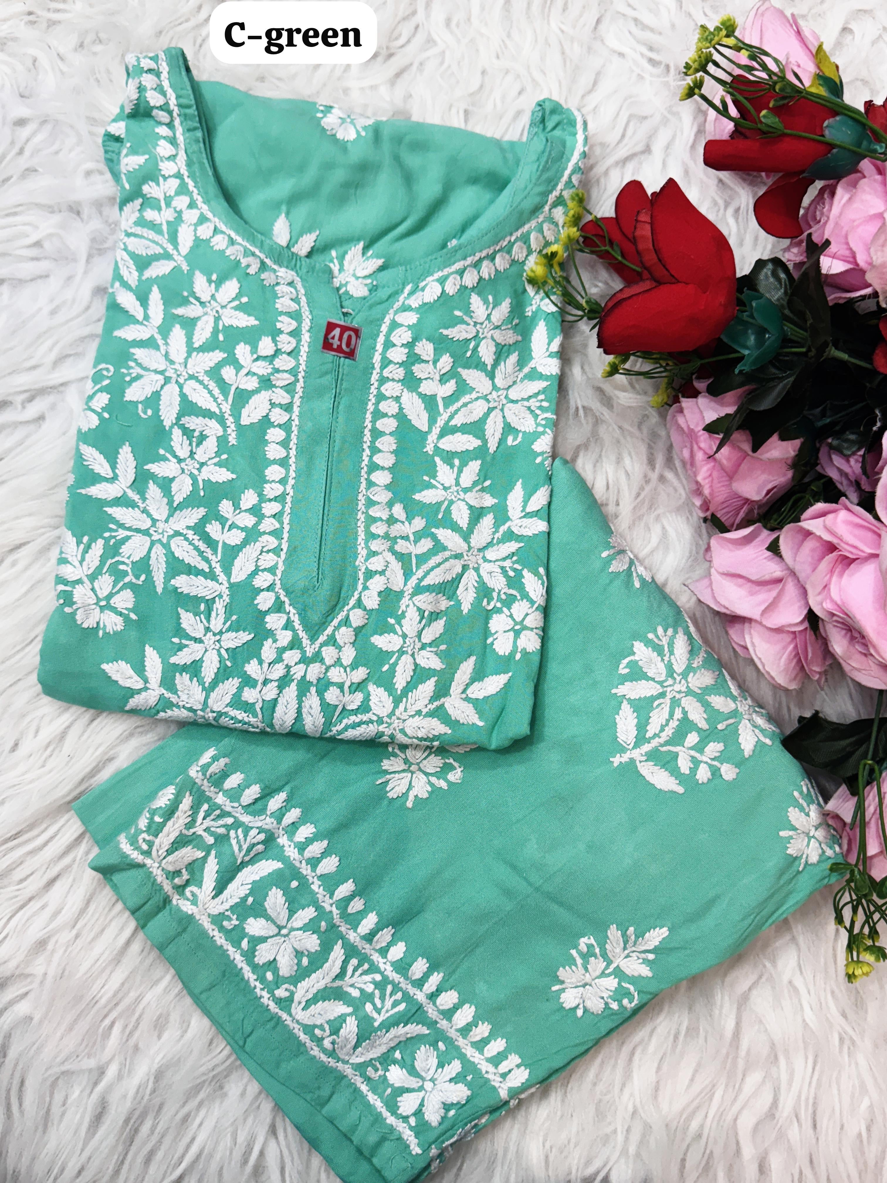 34 / sea green