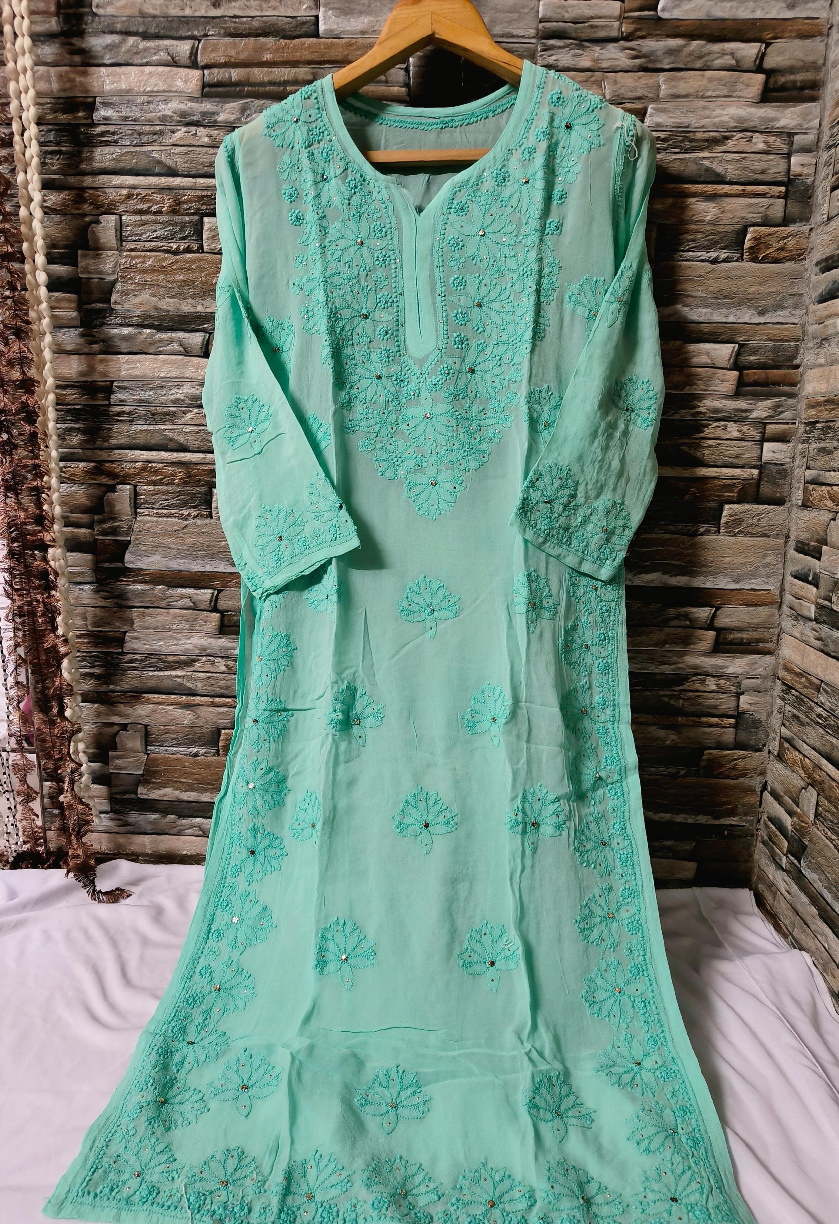 32 / sea green
