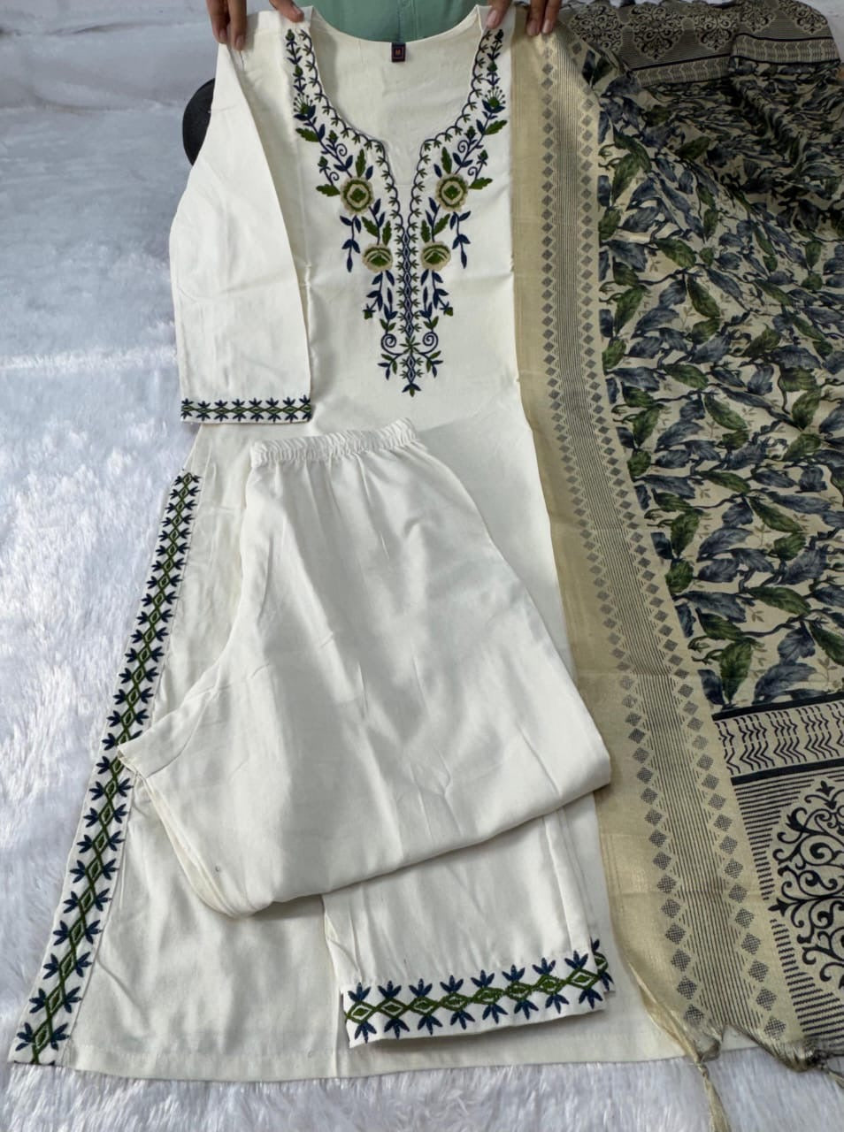 Khadi Cotton embroidered 3pc Set