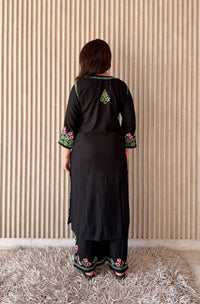Black Multi thread Rose Kurta & Plazzo