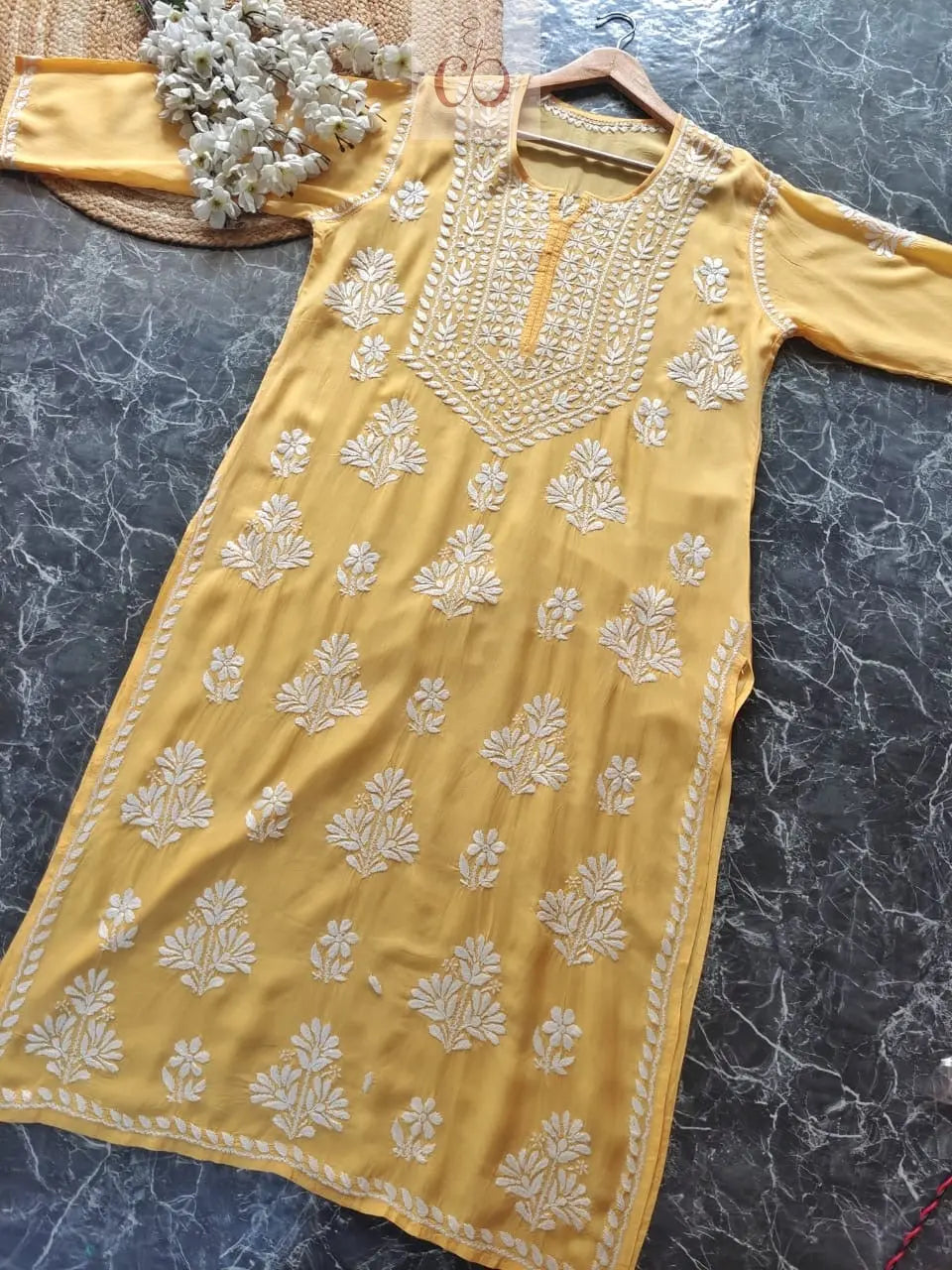 Heavy modal Chikankari kurta - Chikankari Official 