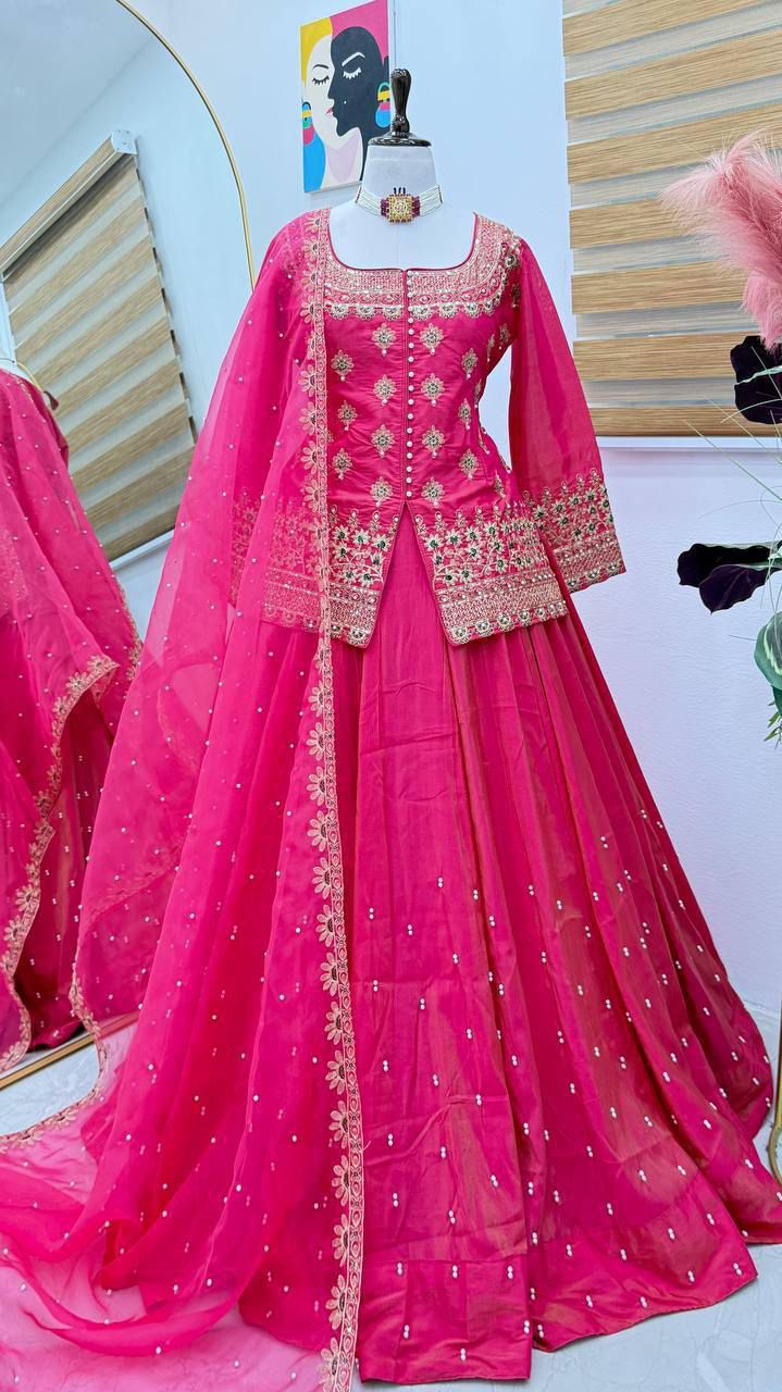 Bold Pink / 38