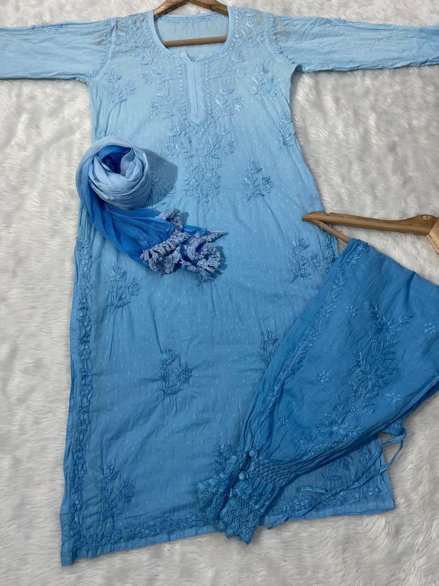 38 / sky blue