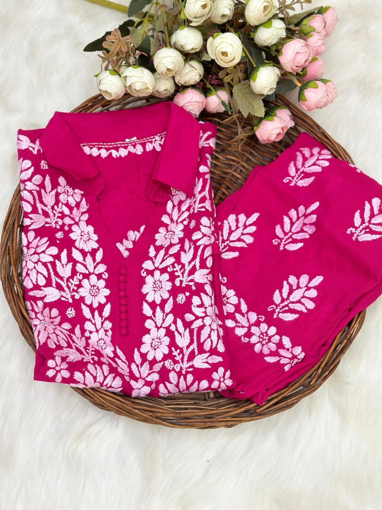 38 / hot pink