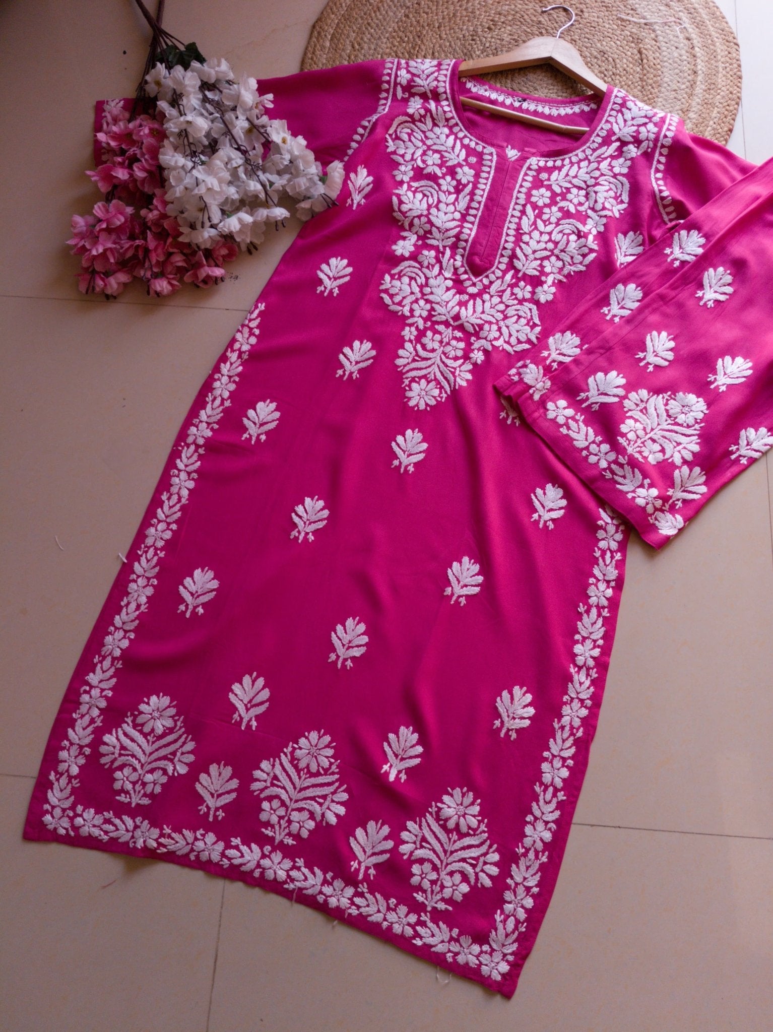 Anaya Rangin Rayon Premium Kurta plazo - Chikankari official