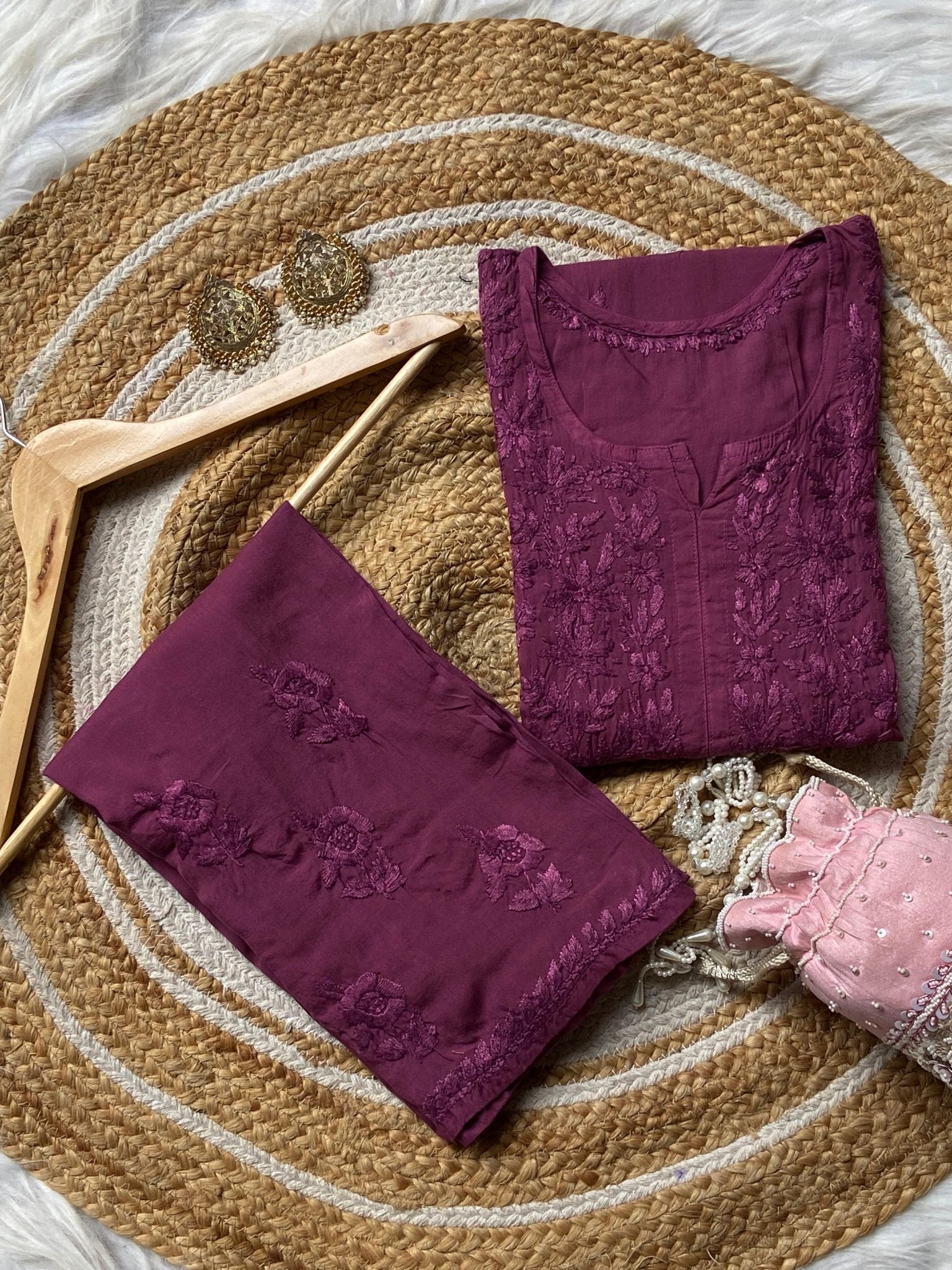 38 / purple