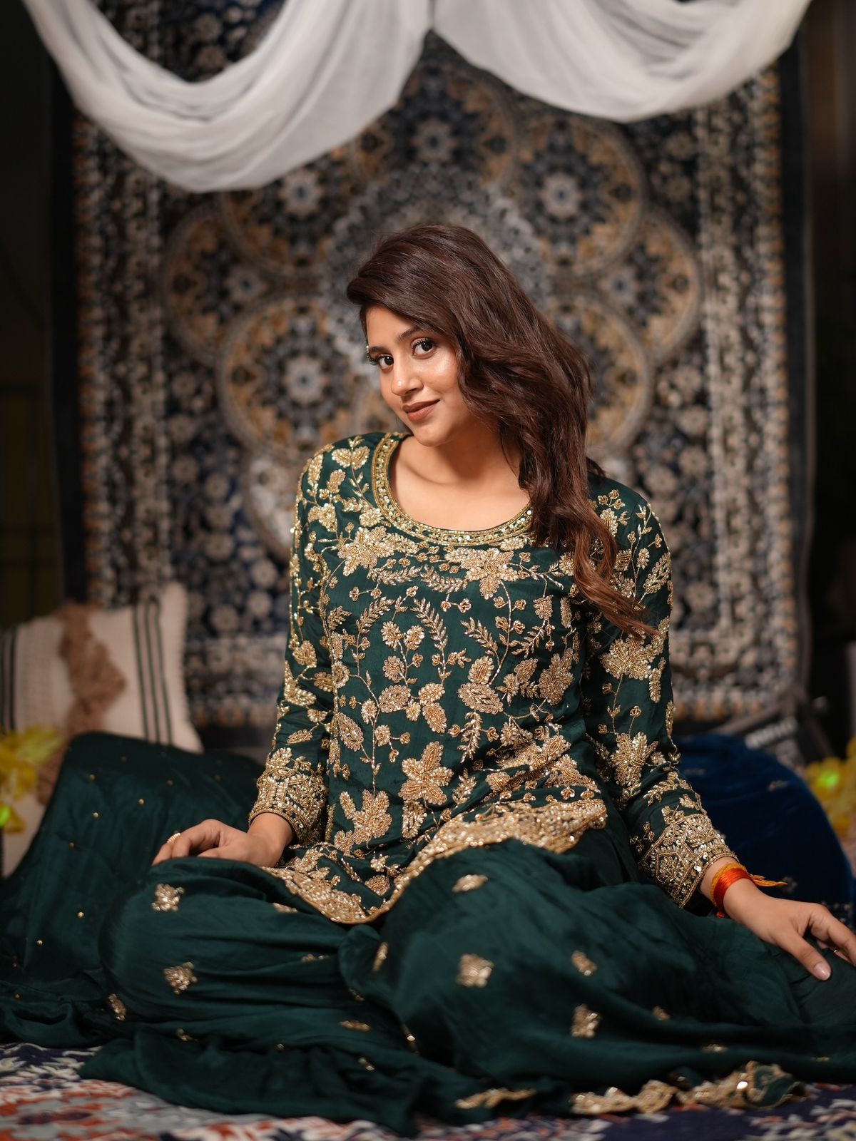 Anjali arora 3pc Designer Ethnic Suit - Chikankari official