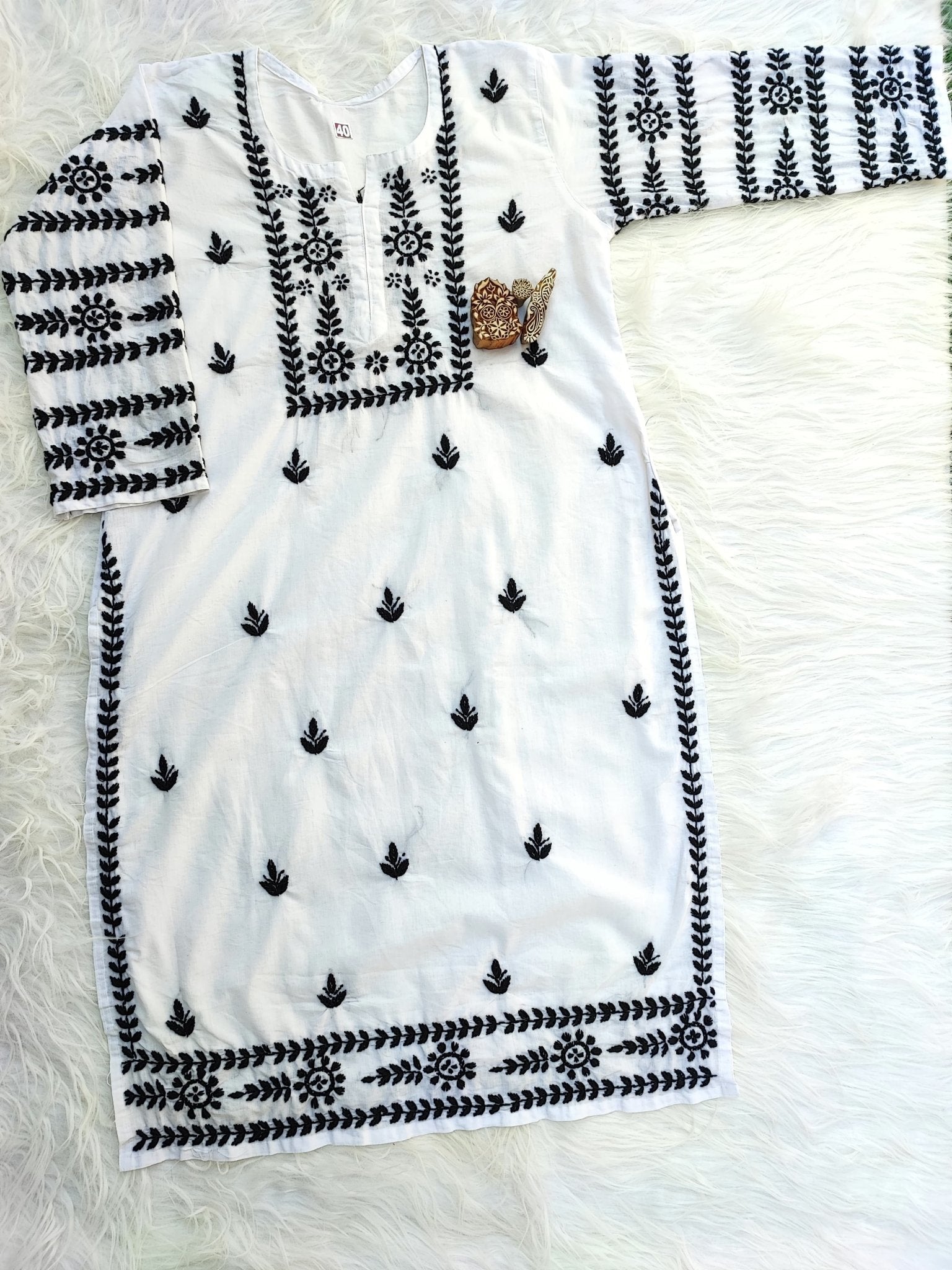 Attractive Shades of Stylish Swati Chikan kurtis - Chikankari official