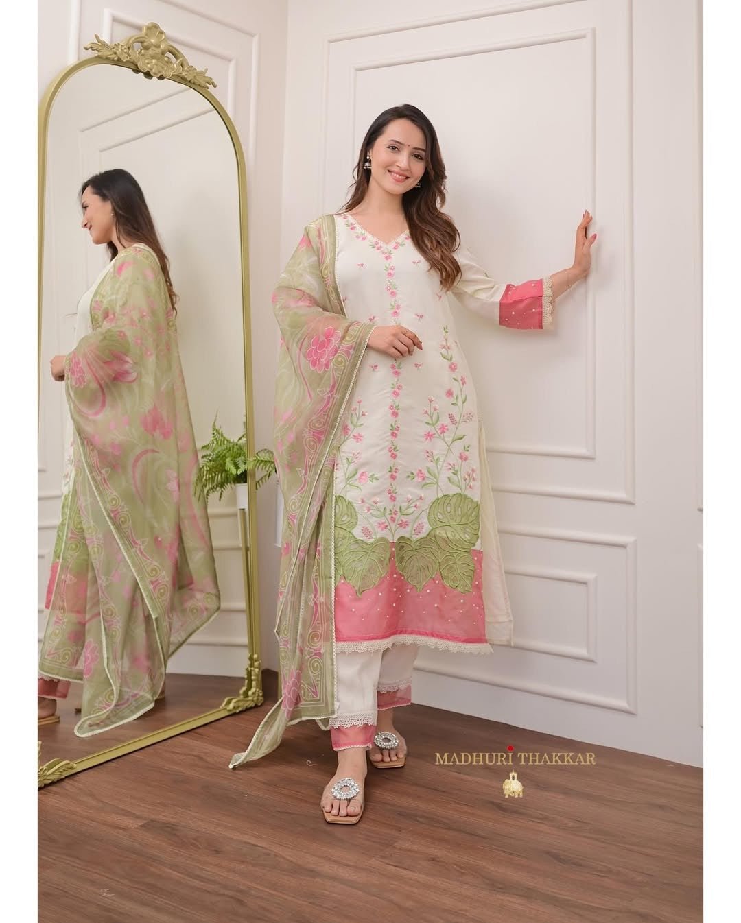 Banarsi suit sets - Chikankari official