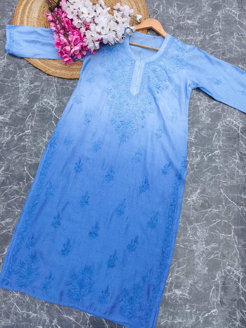 Beautiful Tone to Tone chikankari kurti - chikankariofficial