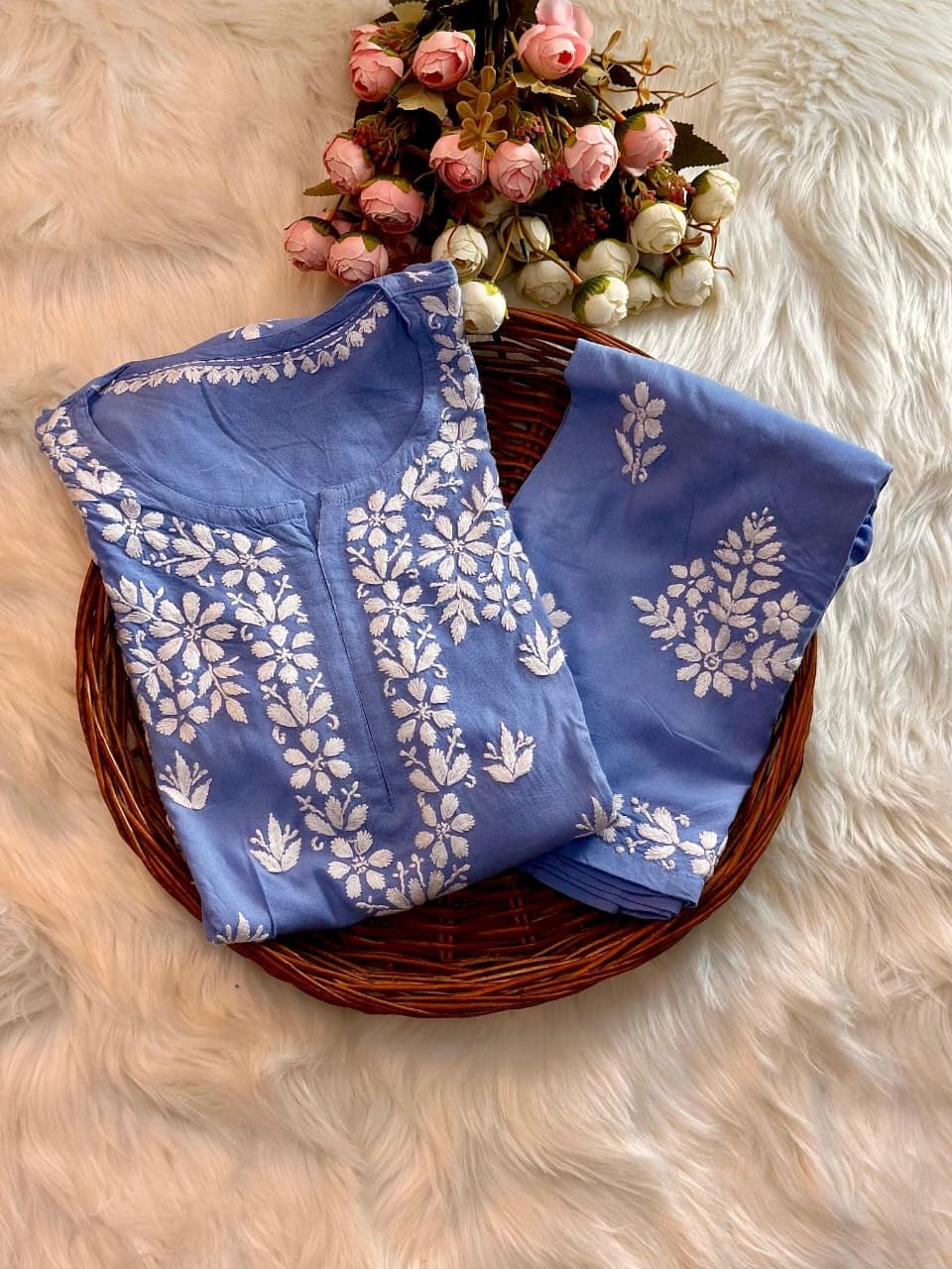 Big Embroidery duo Plazzo Kurta set - Chikankari official