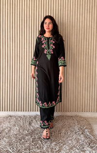 Black Multi thread Rose Kurta & Plazzo - Chikankari official