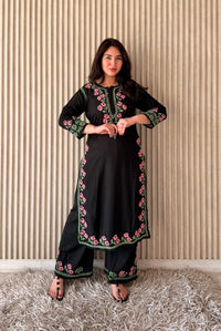 Black Multi thread Rose Kurta & Plazzo - Chikankari official
