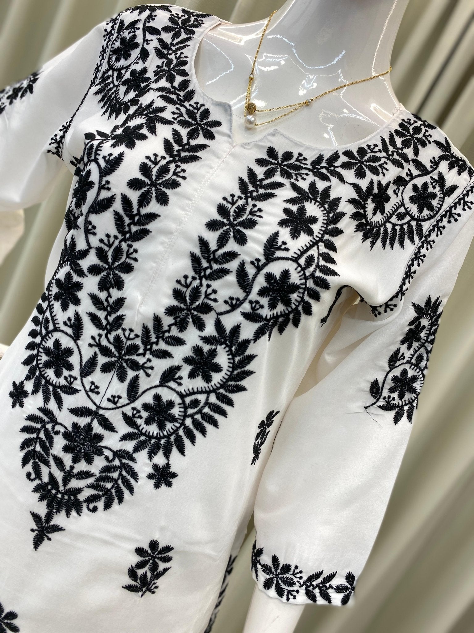 Black & White Muslin Combo - Chikankari official