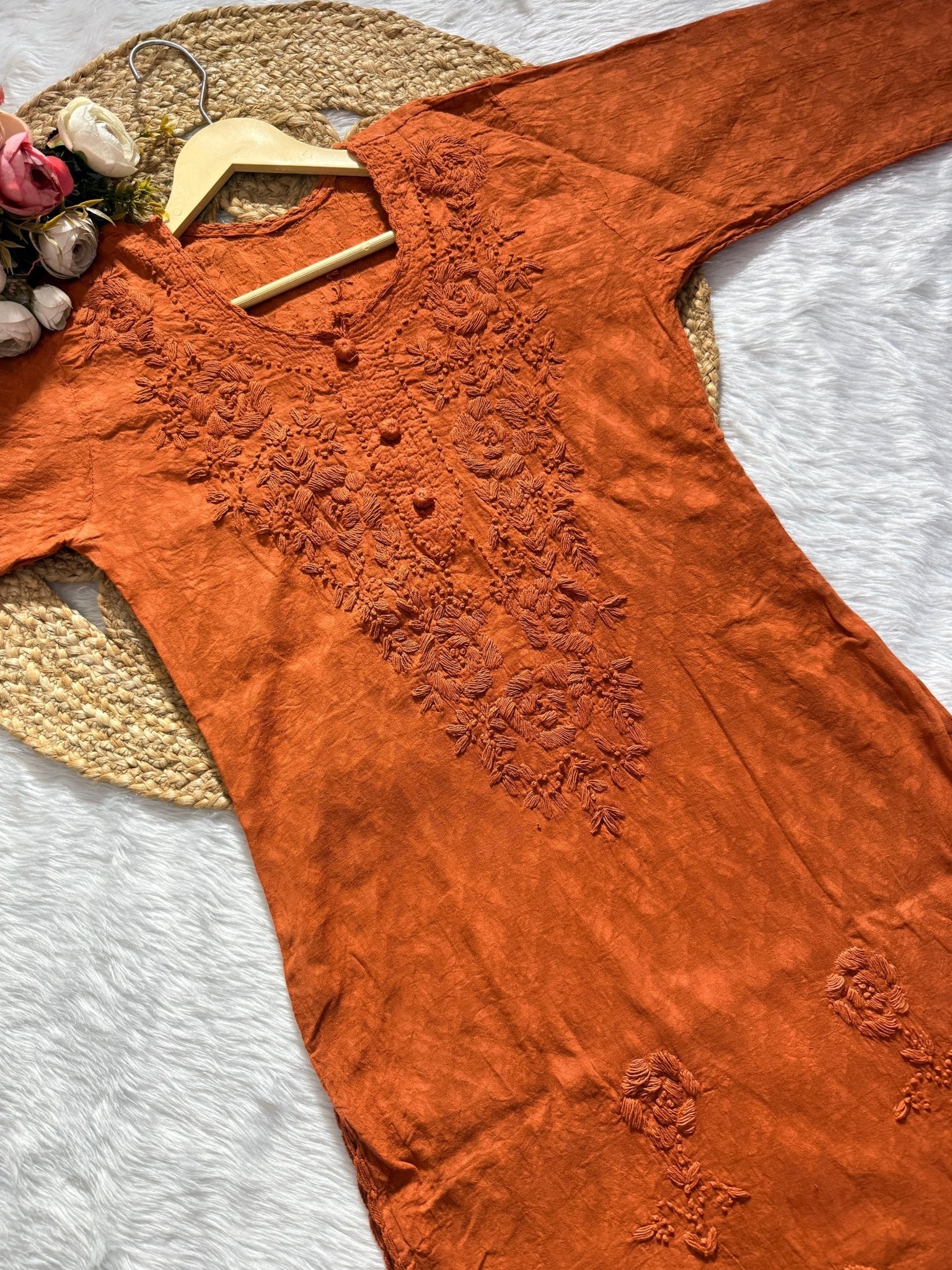 Brasso Cotton Dyed buttons kurti - Chikankari official