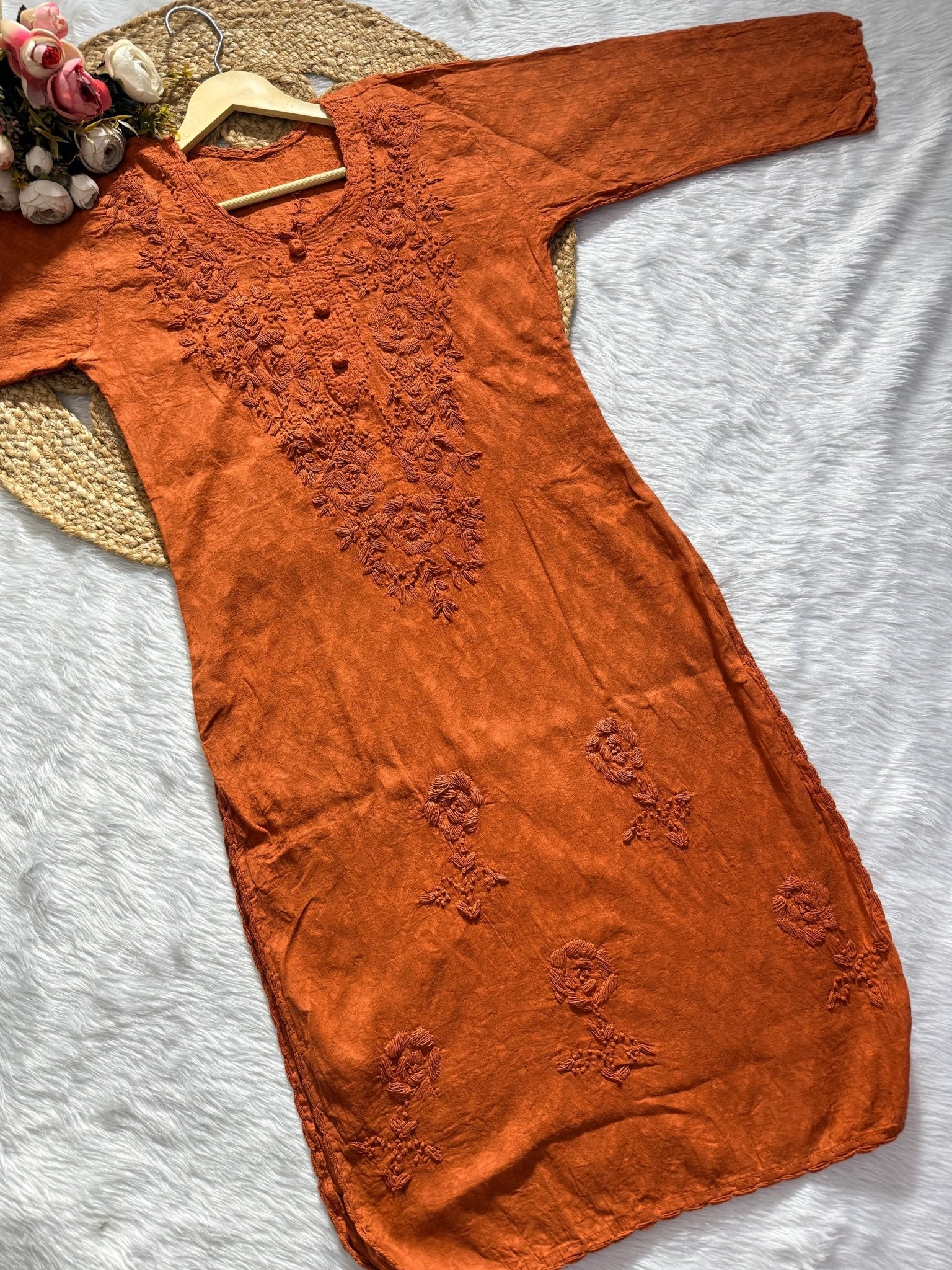 36 / orange