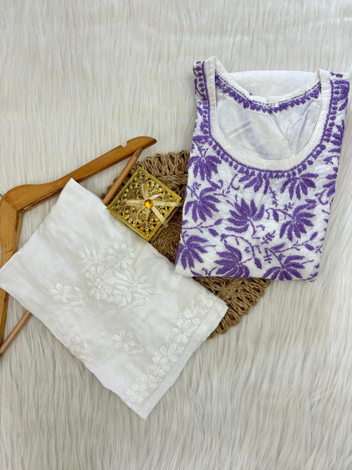36 / lavender
