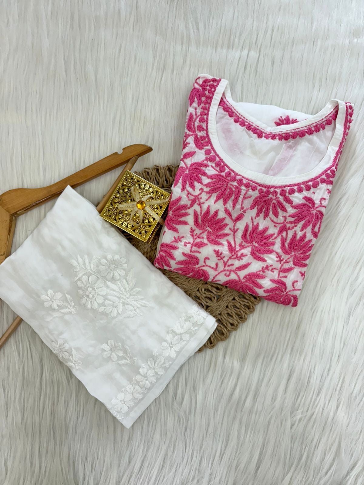 Breezy & Softy Short Top - Chikankari official