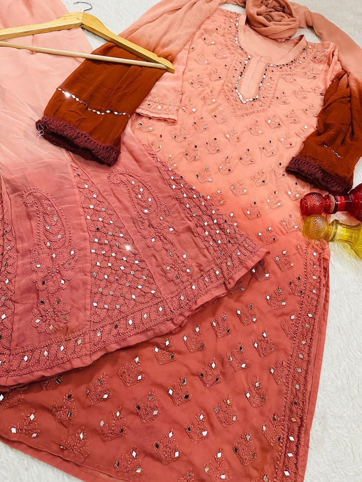 Buti Jaal ombre 4pc Mirror Set Extra Shades - Chikankari official