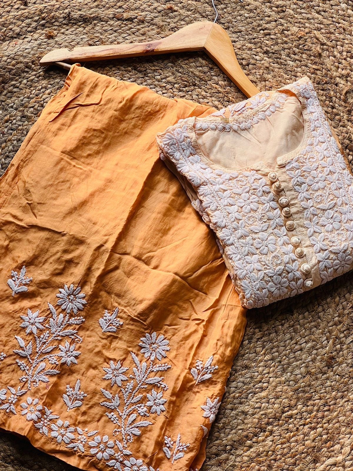 Chadi Muslin Luxurious Set - Chikankari official