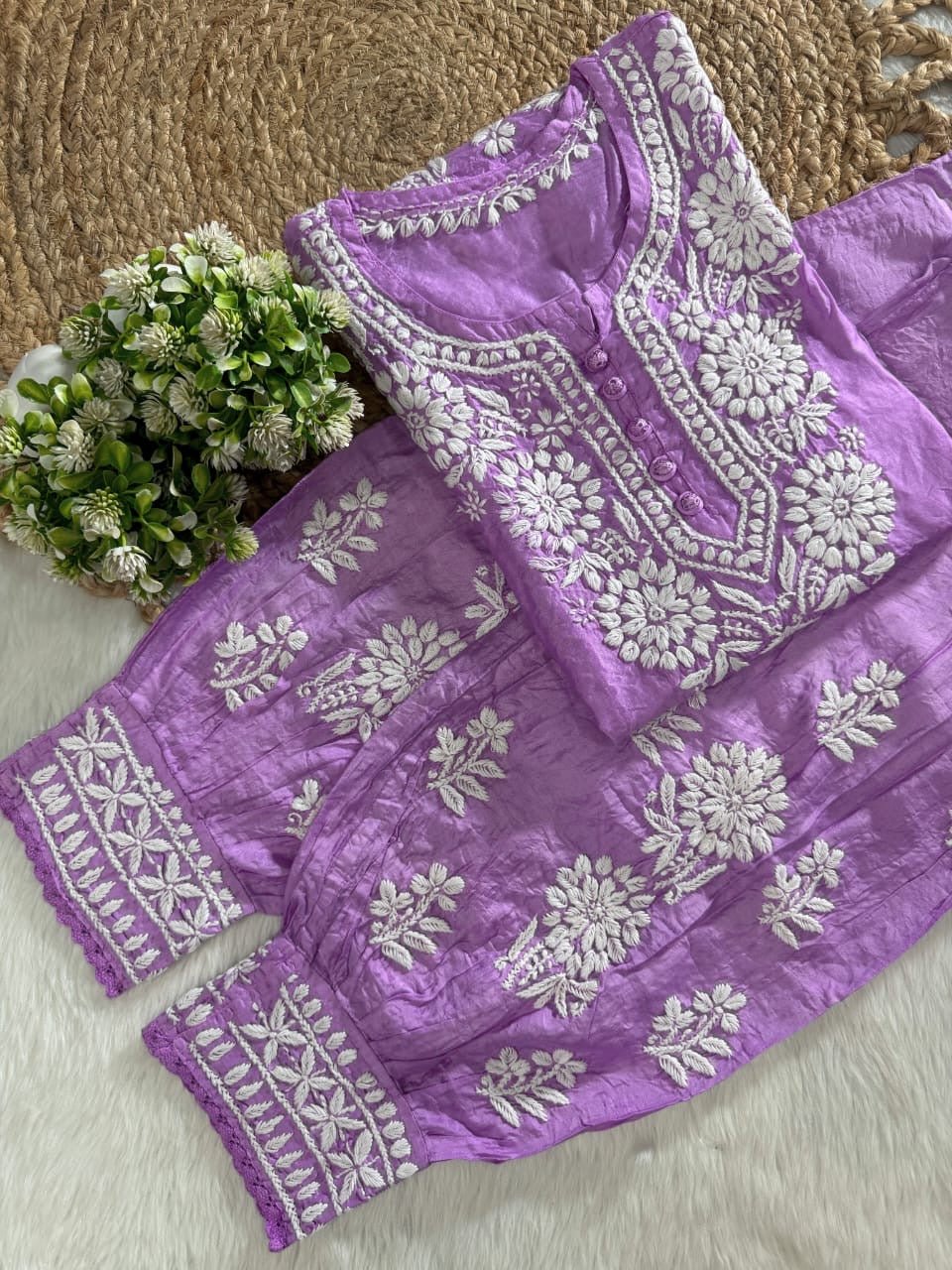 36 / lavender