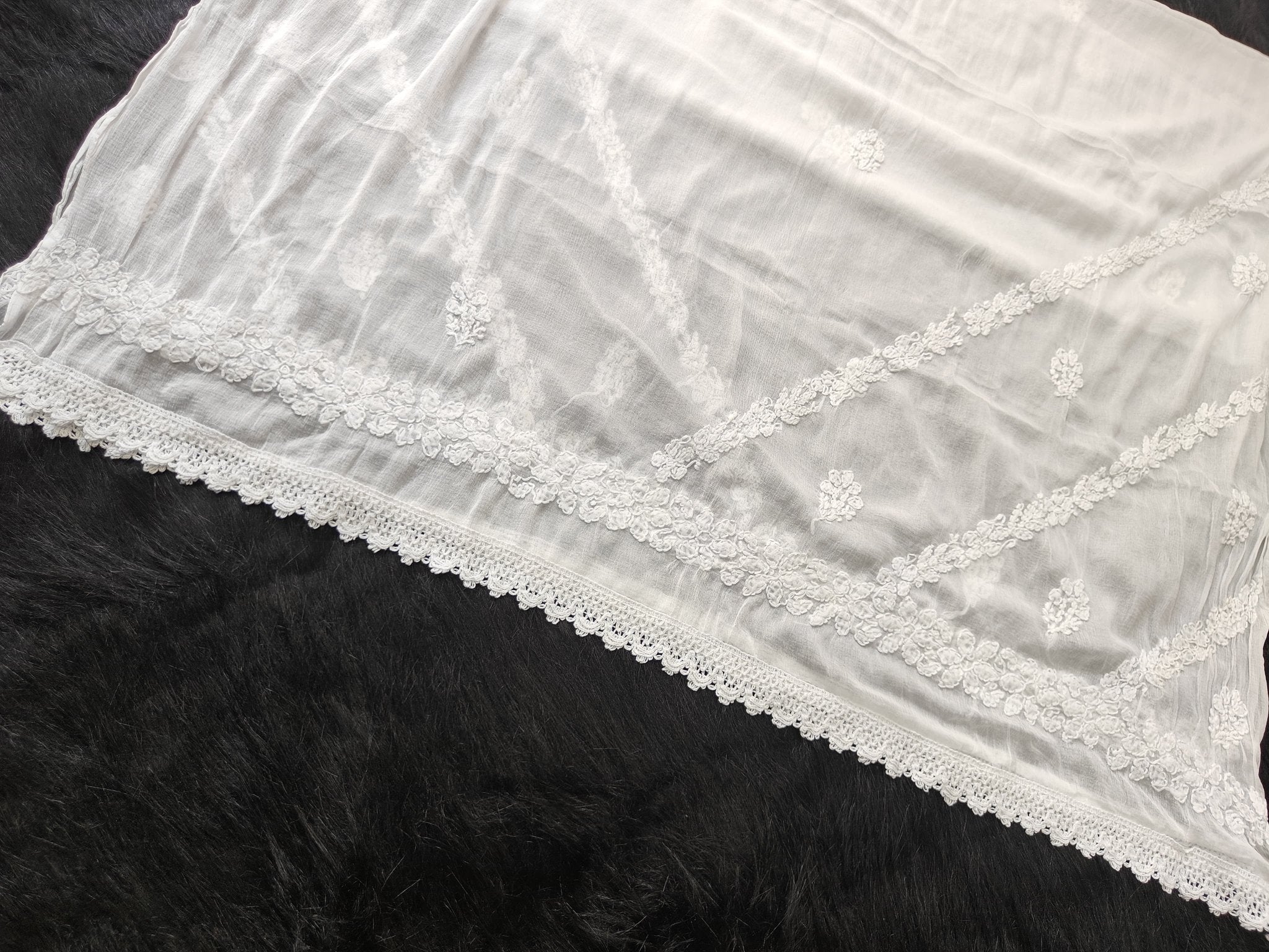 Chiffon dupatta with border boota And chandi pattern Along lace - Chikankari official