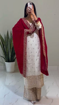 Chinnon Heavy embroidered Festive Set - Chikankari official