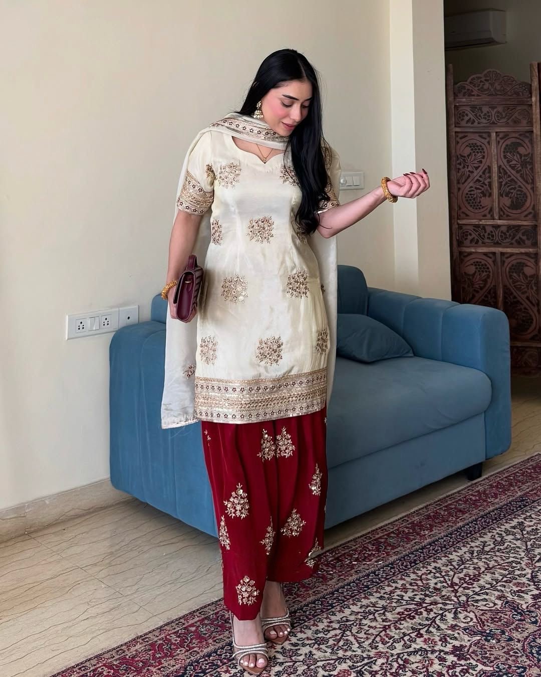 Classic Edition 3pc Party Weat Set - Chikankari official