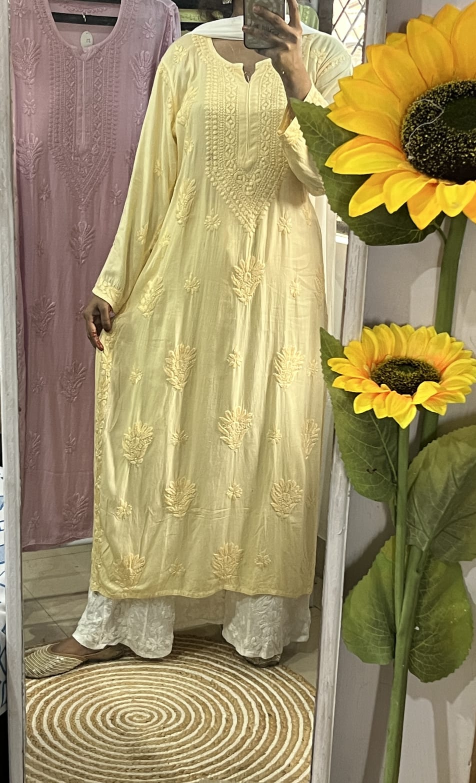 36 / yellow