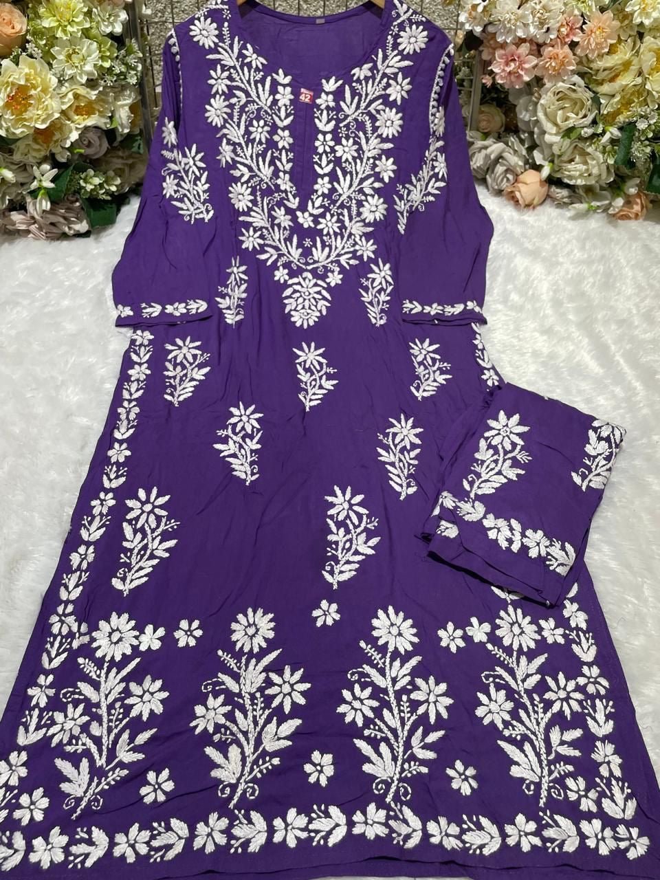Daman Heavy Work Big Buta Modal set - Chikankari official