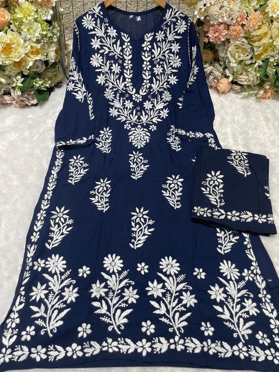 Daman Heavy Work Big Buta Modal set - Chikankari official