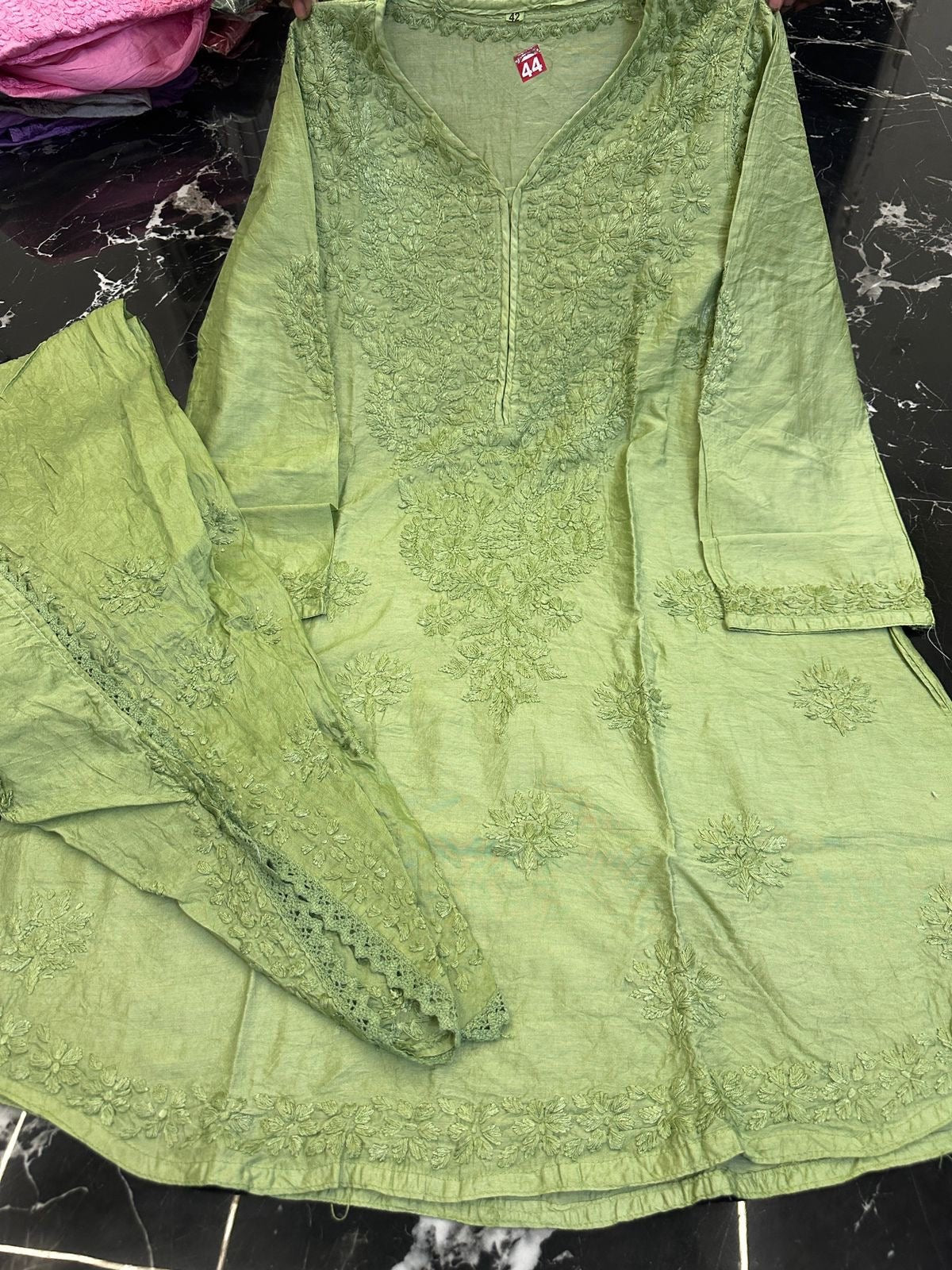 40 / lime