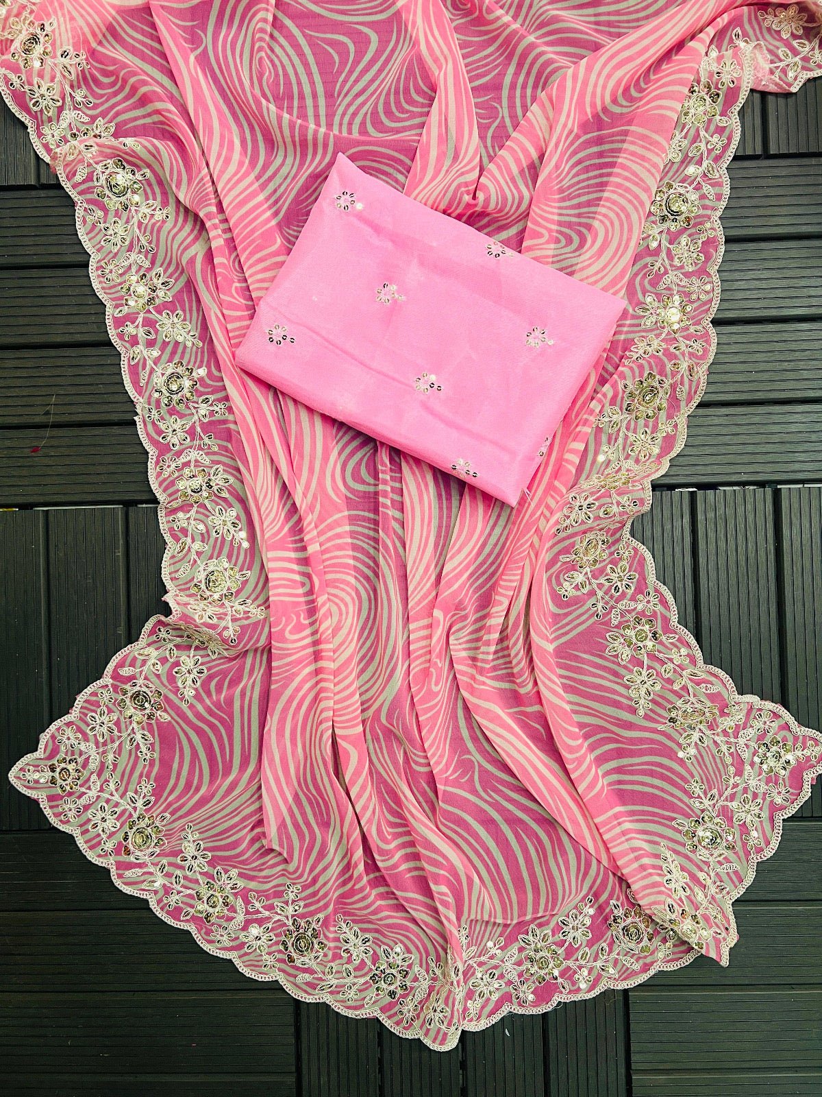 Digital prints Sarees - Chikankari official