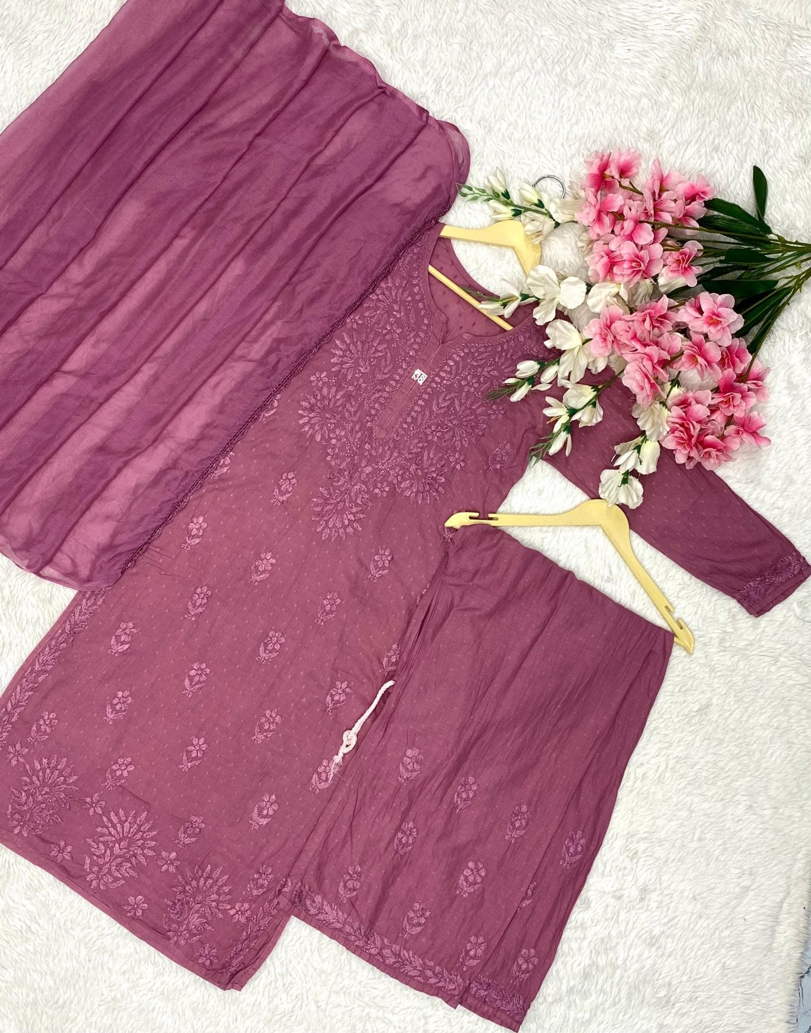 Dobby cotton Hand embroidered 3pc set - Chikankari official