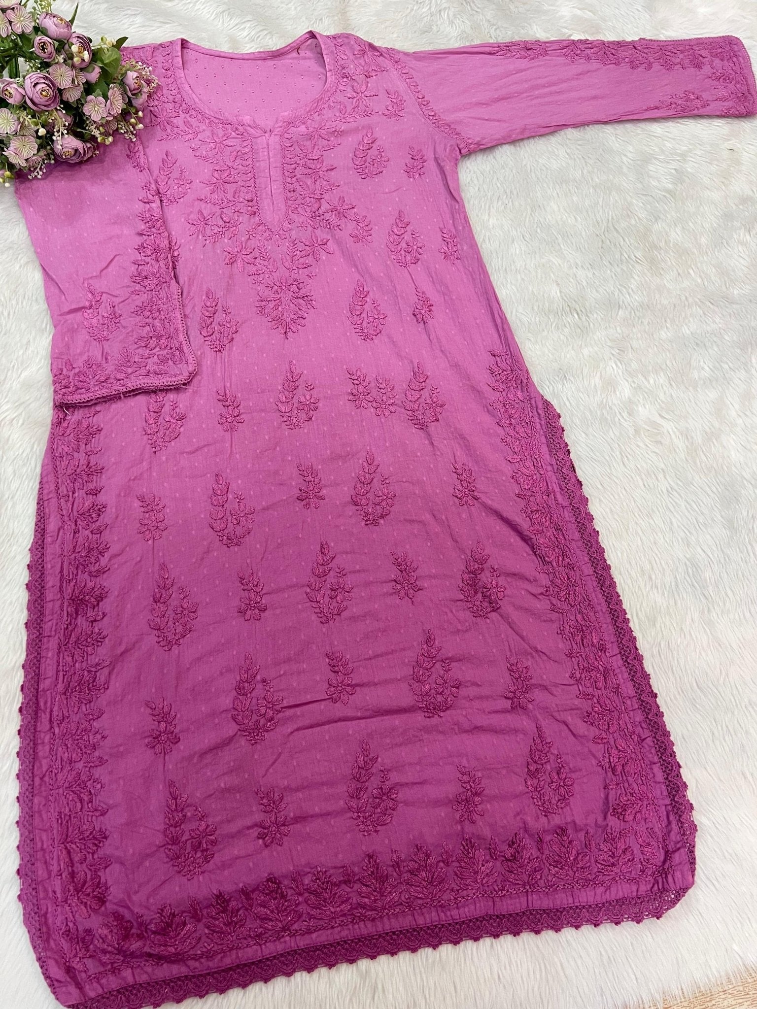 38 / pink