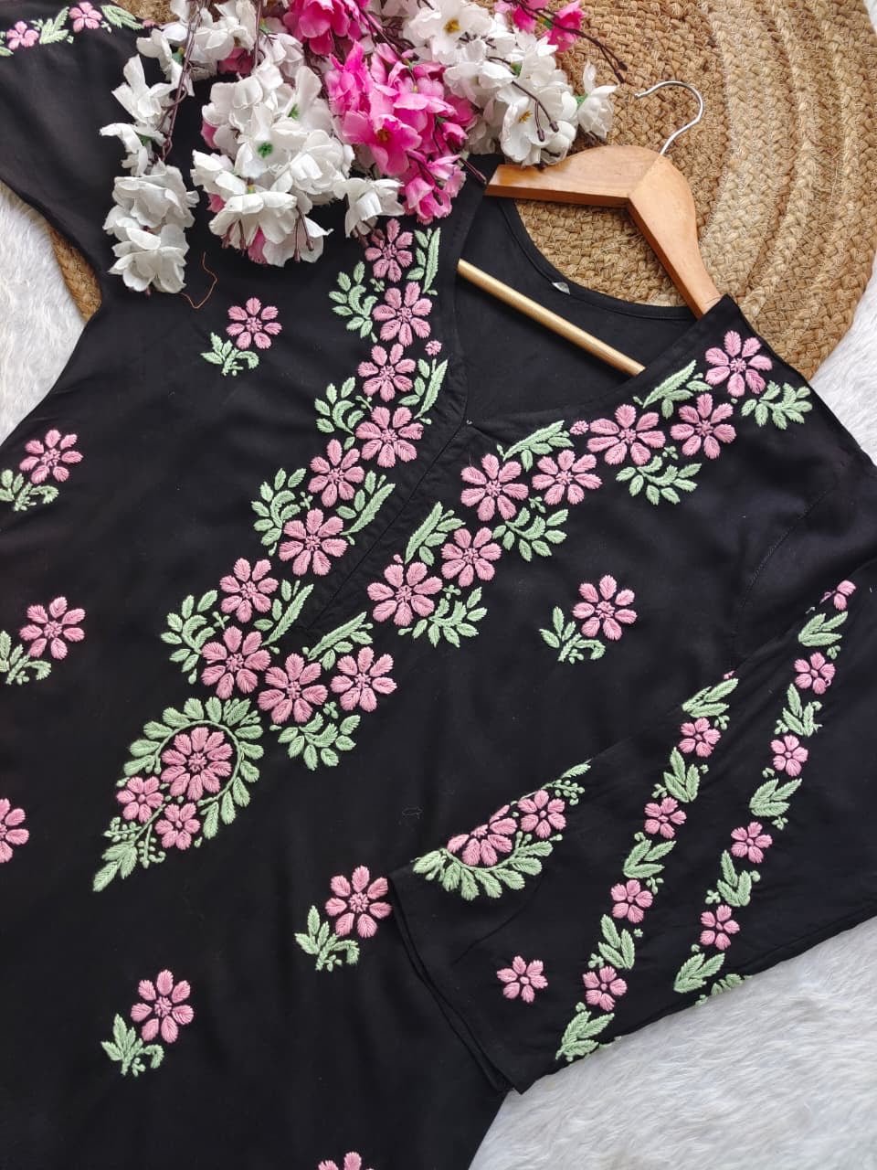 Dual thread Black Long Kurta - Chikankari official