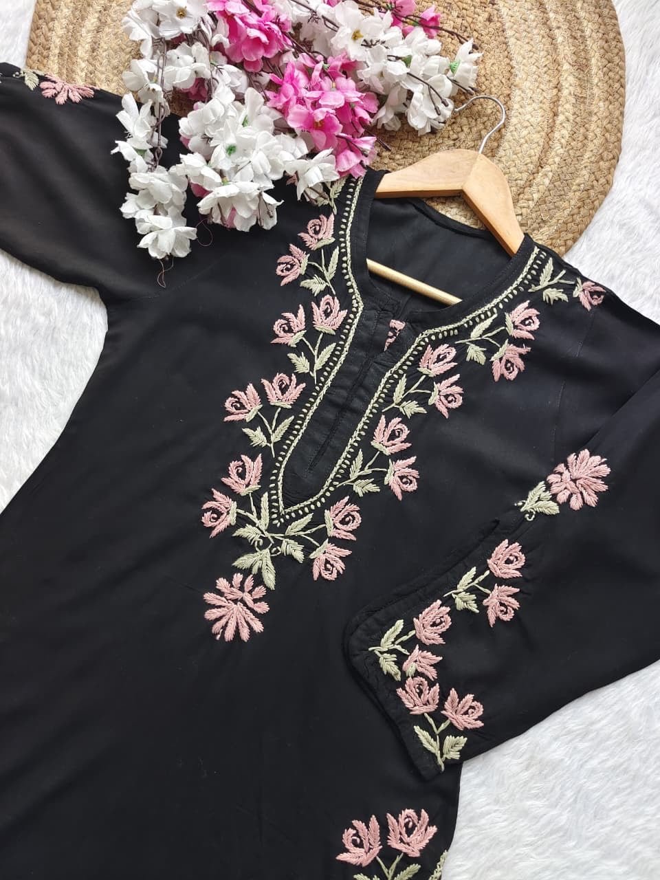 Dual thread Black Long Kurta - Chikankari official