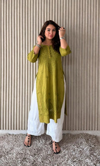 Dyed soft Dobby cotton Kurta with button - Chikankari official
