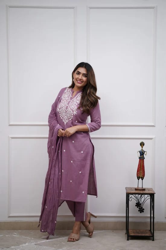 Embroidered Panel Worked Straight Cotton Kurta Set - Chikankari official