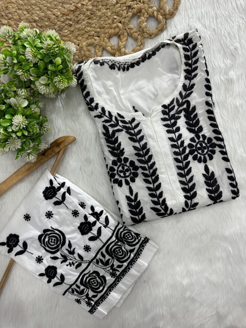Exclusive Chikankari B&W Combo - Chikankari official