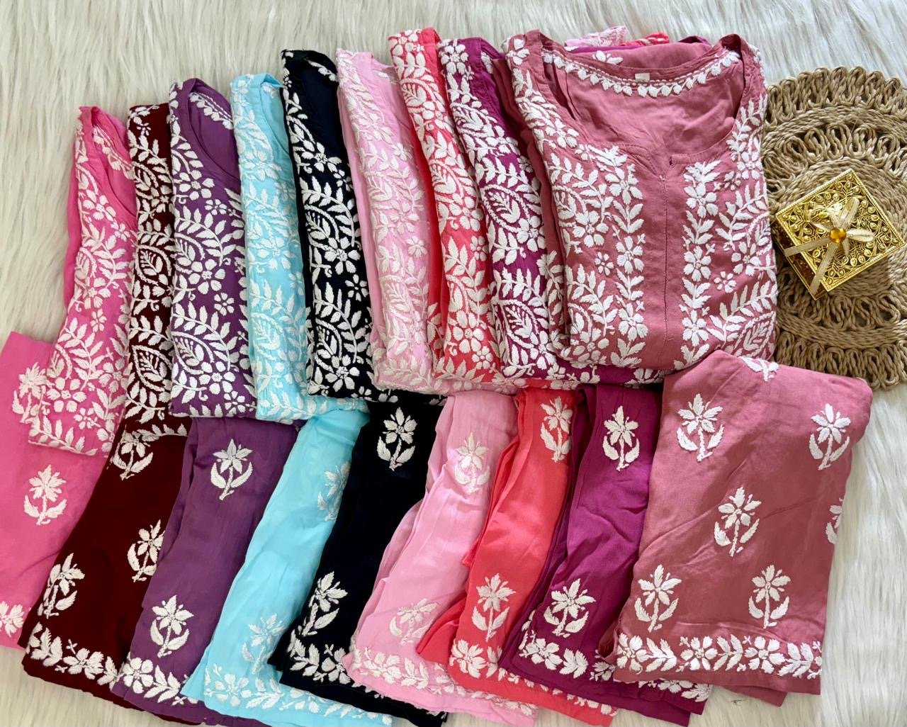 Exclusive heavy handcrafted Modal Combo - Chikankari official