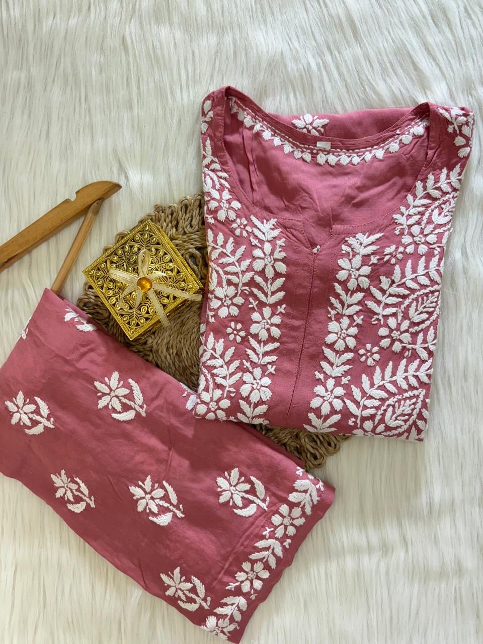 Exclusive heavy handcrafted Modal Combo - Chikankari official