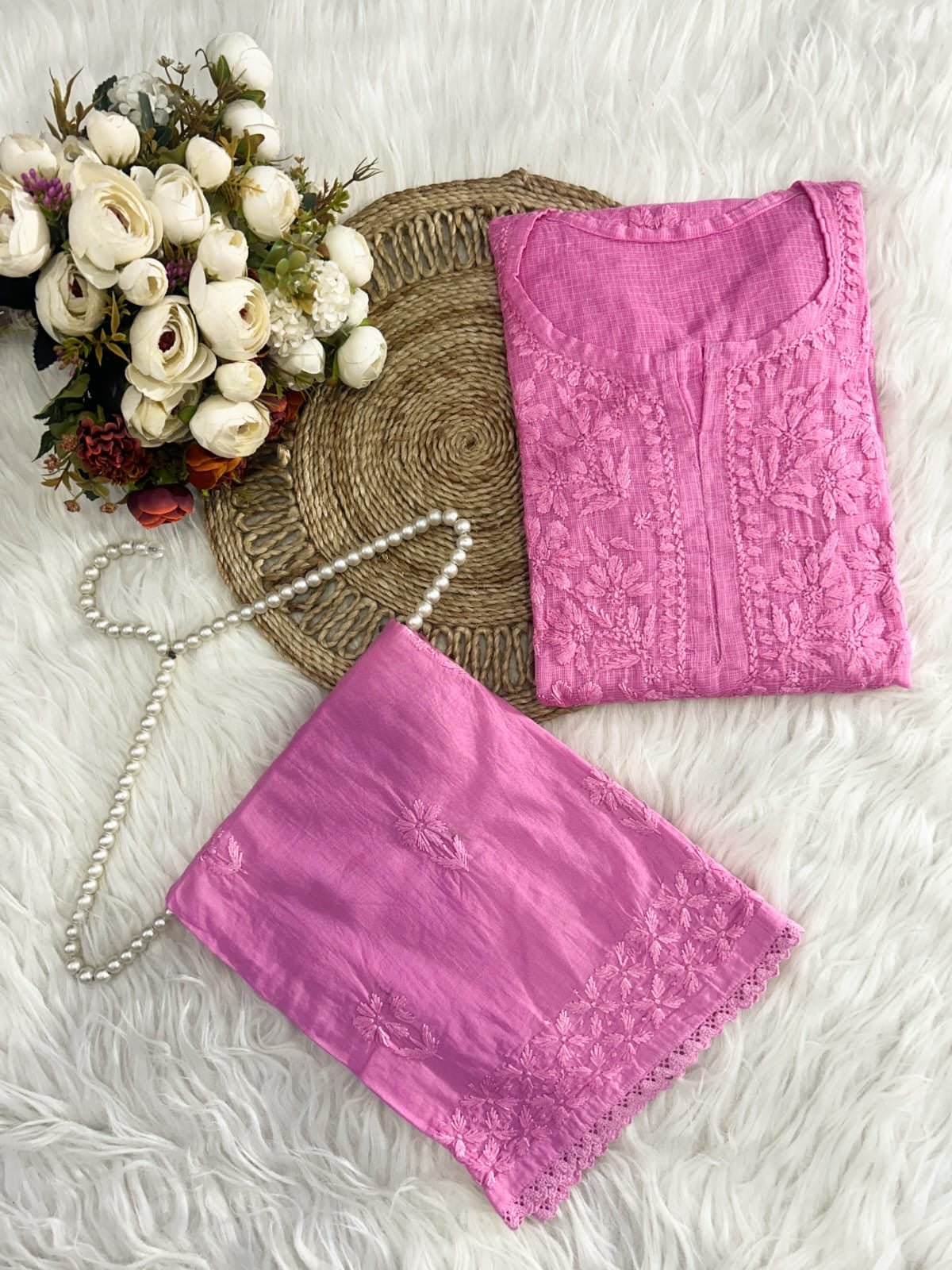 38 / pink