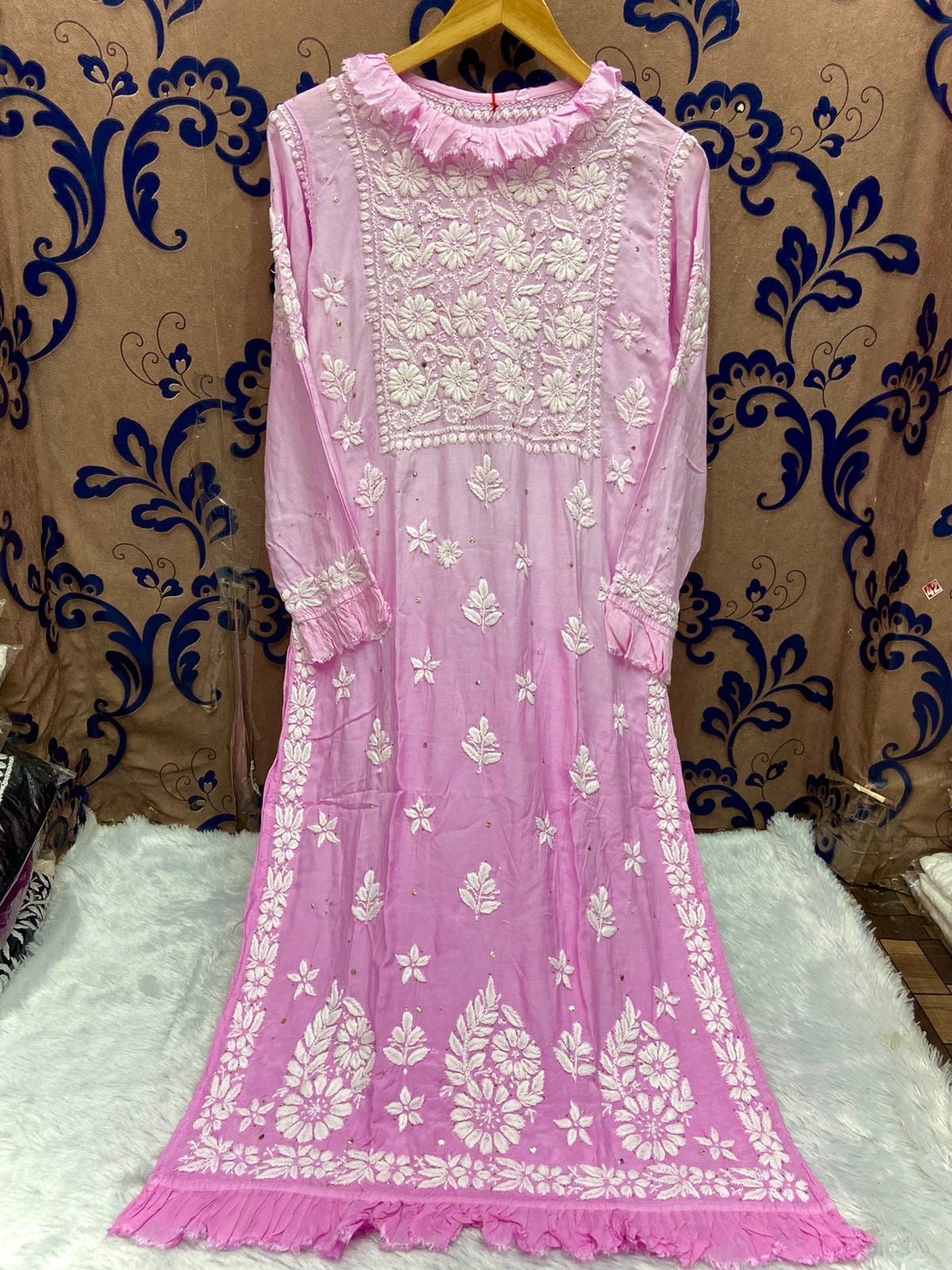 Fancy Musleen pure 3D silk - Chikankari official