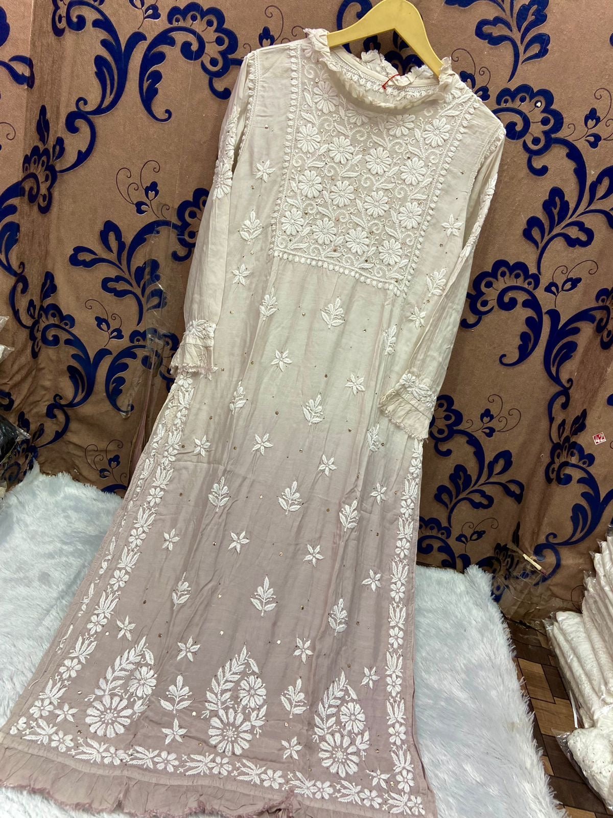 Fancy Musleen pure 3D silk - Chikankari official
