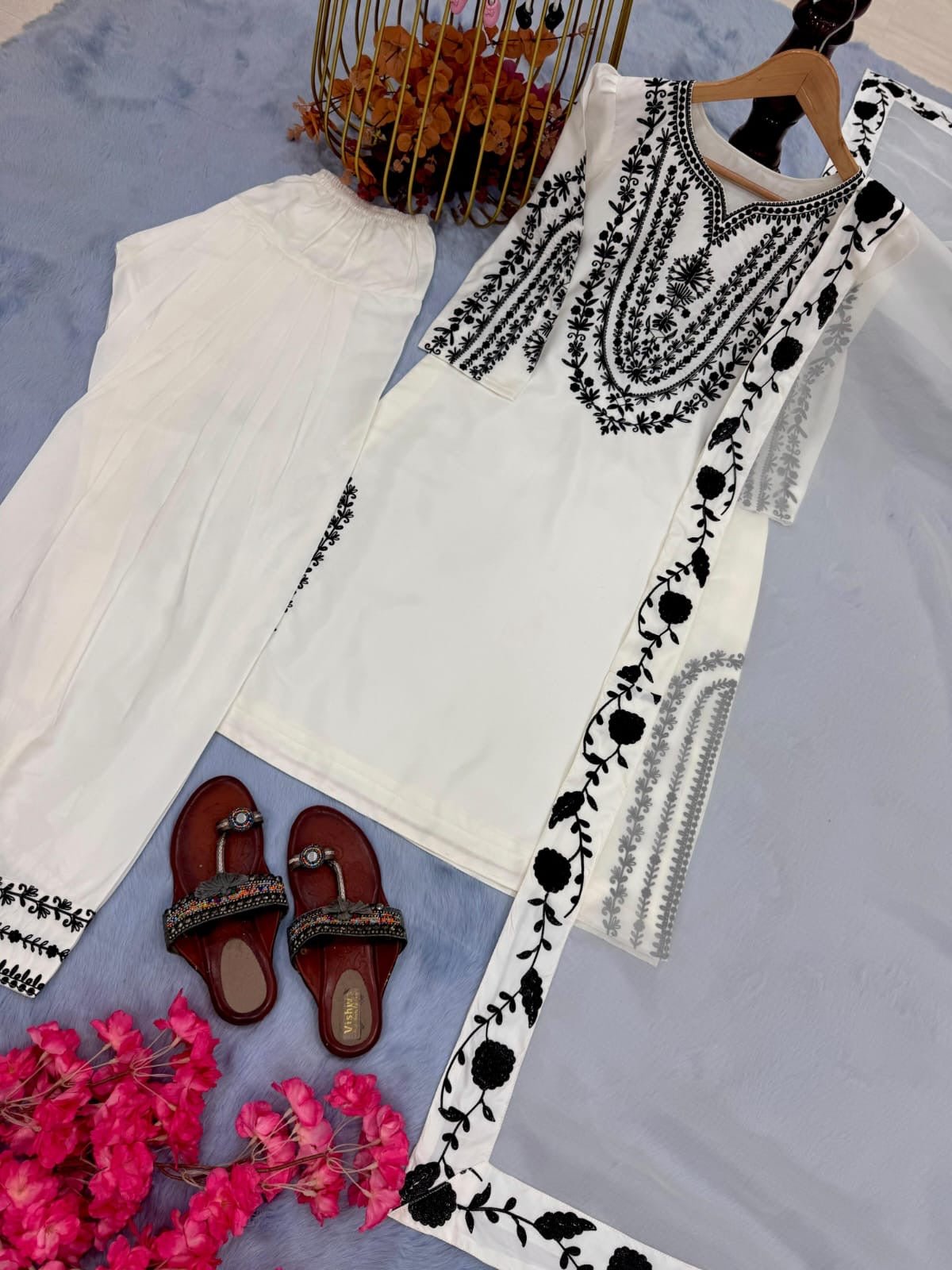 Farshi salwar and pire party wear Top with dupatta - Chikankari official