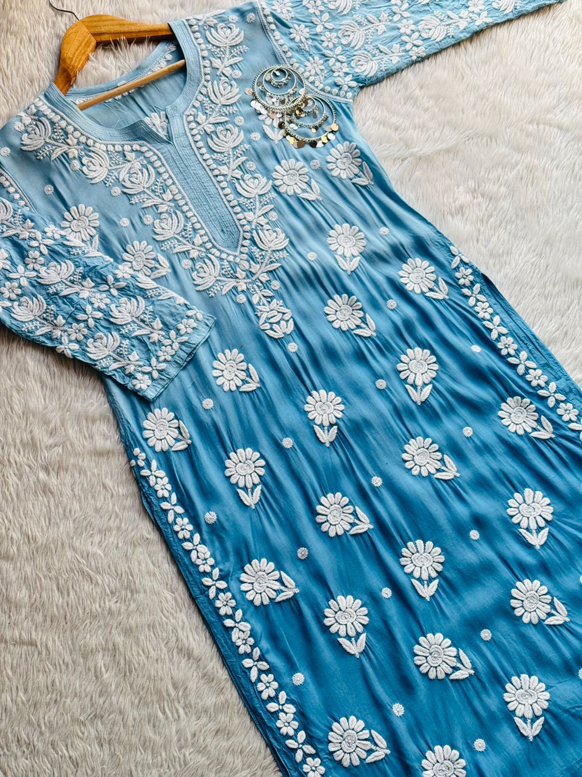 38 / sky blue
