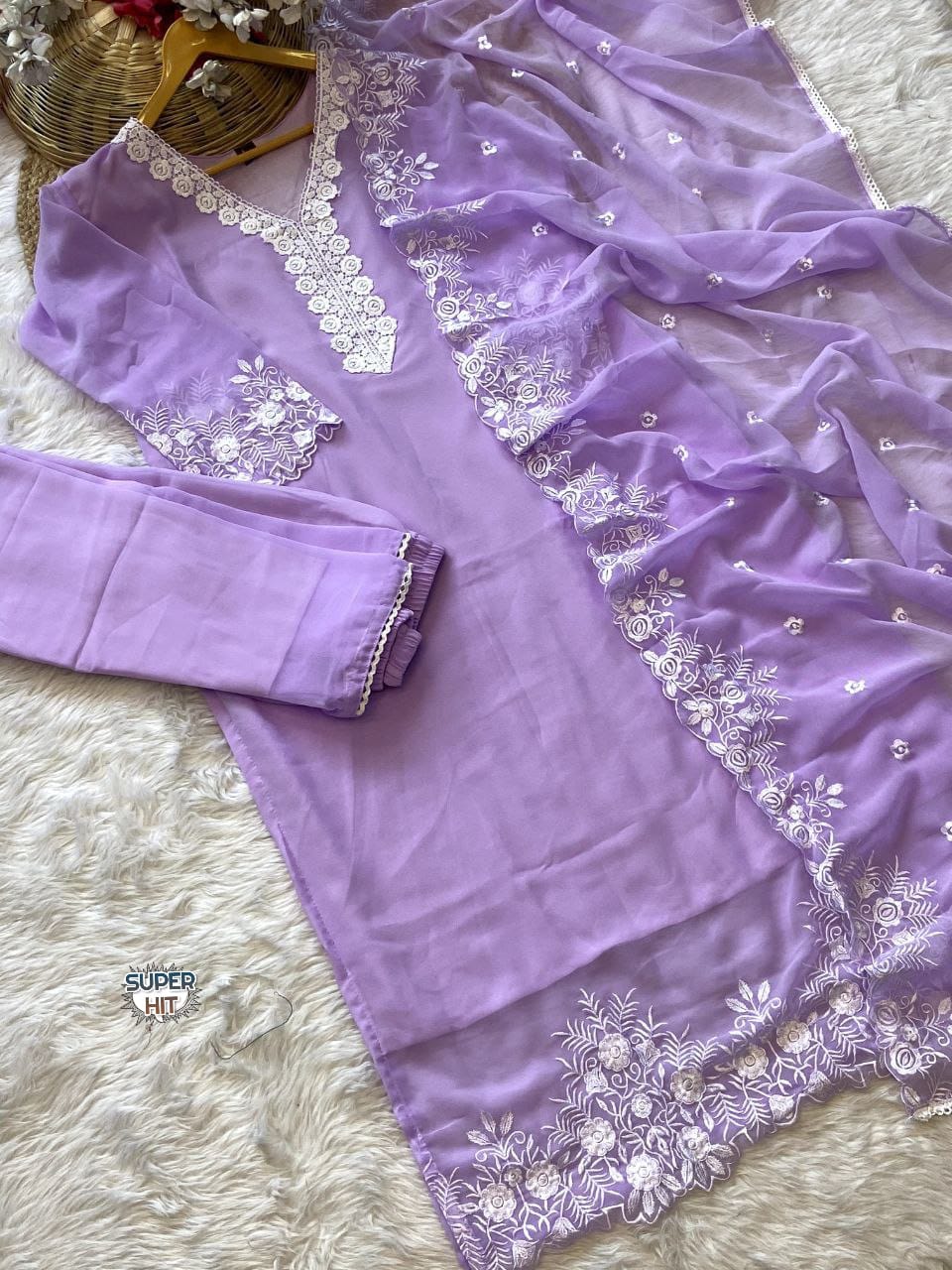 Georgette with Full inner - Chikankari official